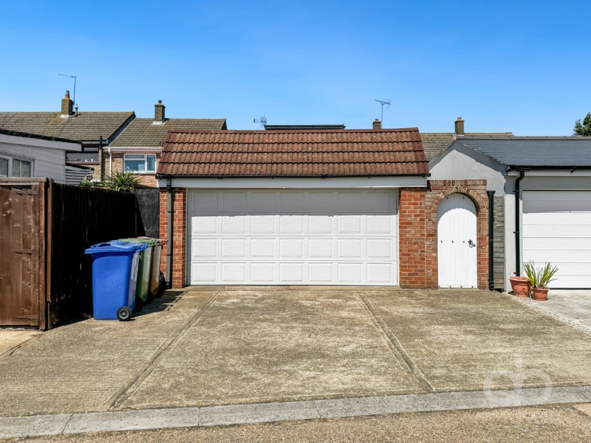 Images for Dacre Crescent, Aveley