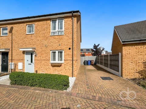 Sawcotts Way, Grays, RM16 2DG