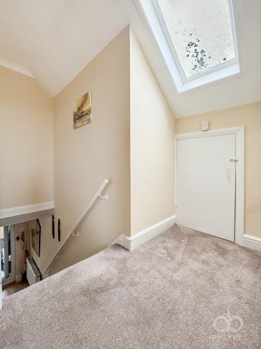 Images for Orsett Heath Crescent, Grays, RM16 4UZ